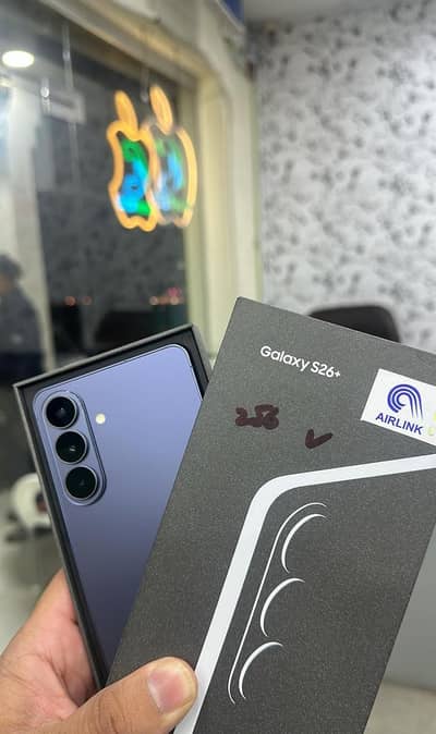 Samsung Mobile S26 Plus 12/256