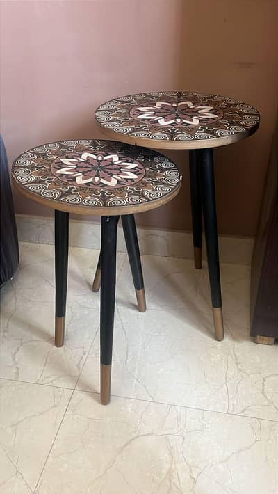 2 wooden side table