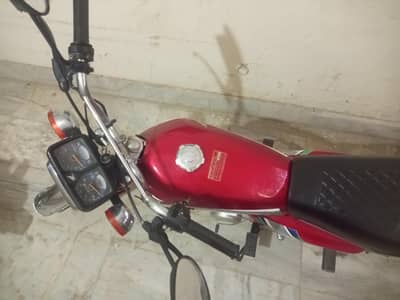 HONDA 125 MODEL 22/23