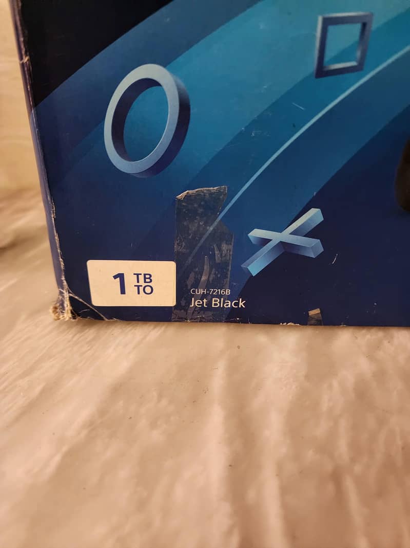 PS4 Pro 1TB Jailbroken 8