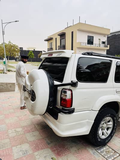 Surf 2001 model Islamabad number 2.7 original petrol