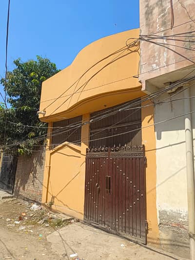 3 marla house available for sale near Ferozpur road Kahna Nau
