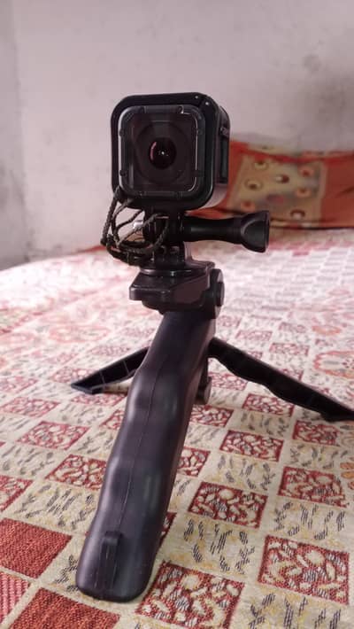 GoPro HERO4 Session Action Camera – Good Condition