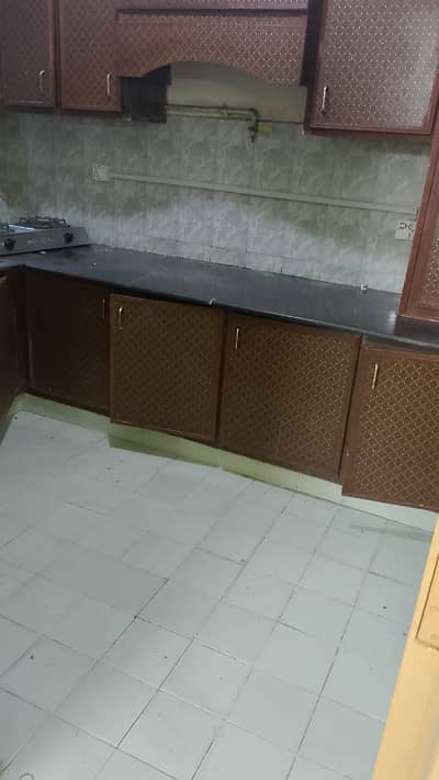 G 11/3 Housing foundation C type flat for Rent first floor 3 bed 2 bath tvl kitchen gas Available