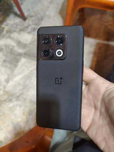 OnePlus 10 Pro (8GB RAM / 128GB ROM) -