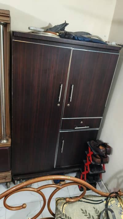 2 wood wardrobes and 1 Paiti for sale
