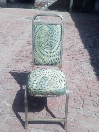 Steel Chair for Sale – Strong Frame & Comfortable Cushion | Used