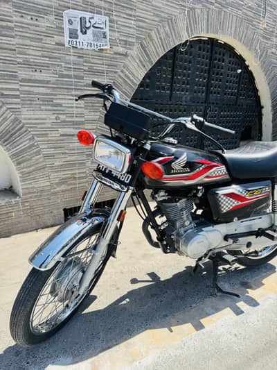 Honda 125 2024 model black