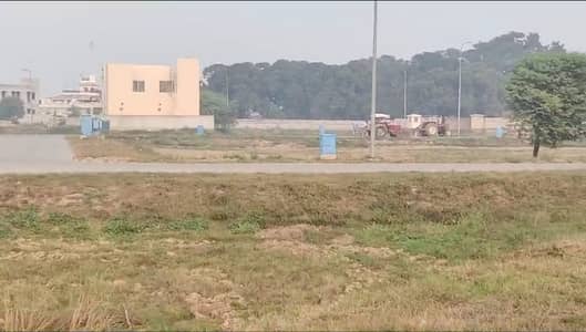 Affordable Corner Residential Plot For sale In DHA Phase 5 - Block M Extension