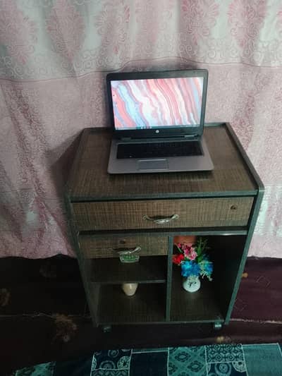 table for sale Whatsapp 03422809307