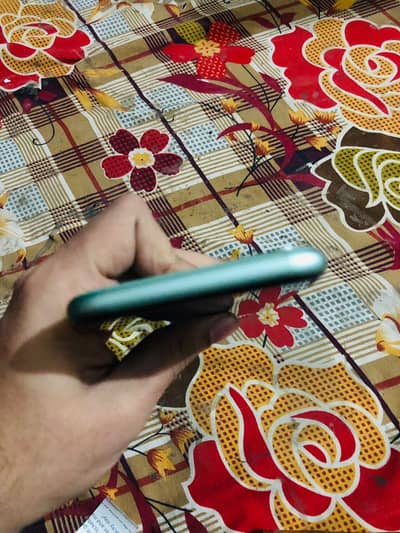 I phone 11 factory unlocked