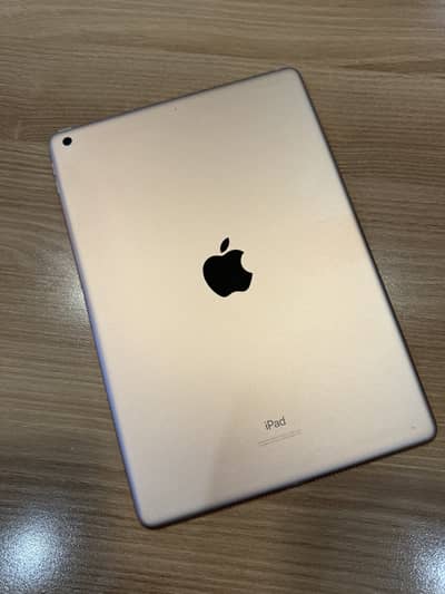 iPad 8 - Gold Color - 32GB
