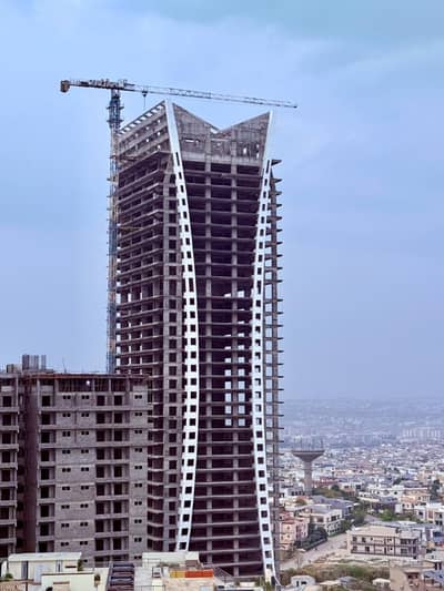 4 Bed Duplex for Sale in 40 story Tower Goldcrest Views