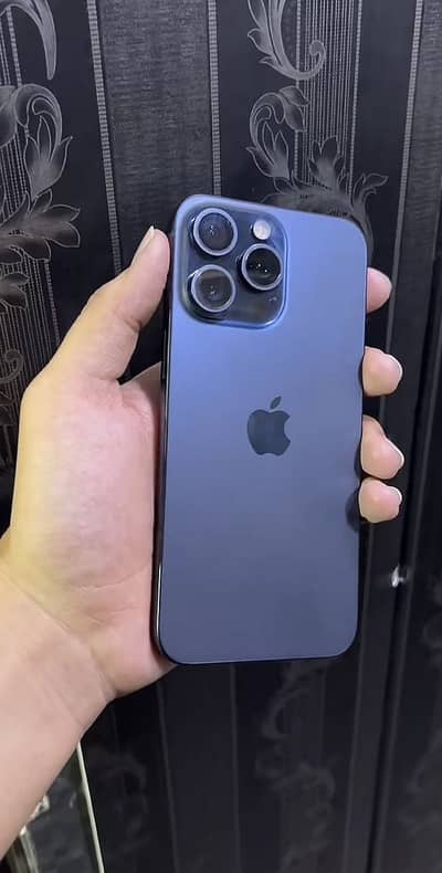 iPhone 15 Pro Max 256 GB BYPASS No MSG