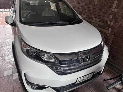 Super neat and clean Honda Brv