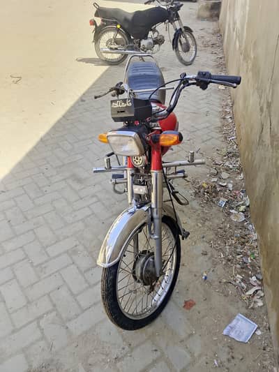 ینگ بائک بالکل جینون ڈاکومنٹس کلیئر کراچی رجسٹر