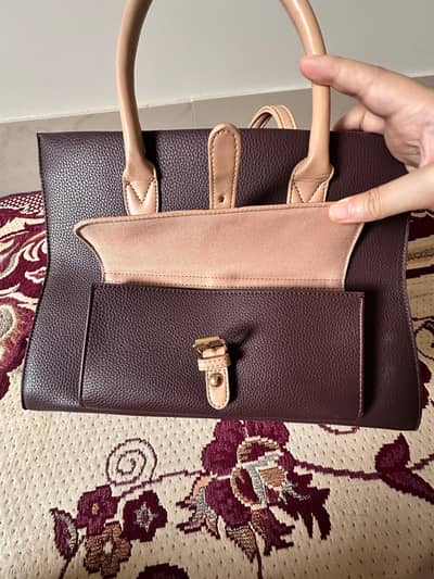 Stylish office handbag