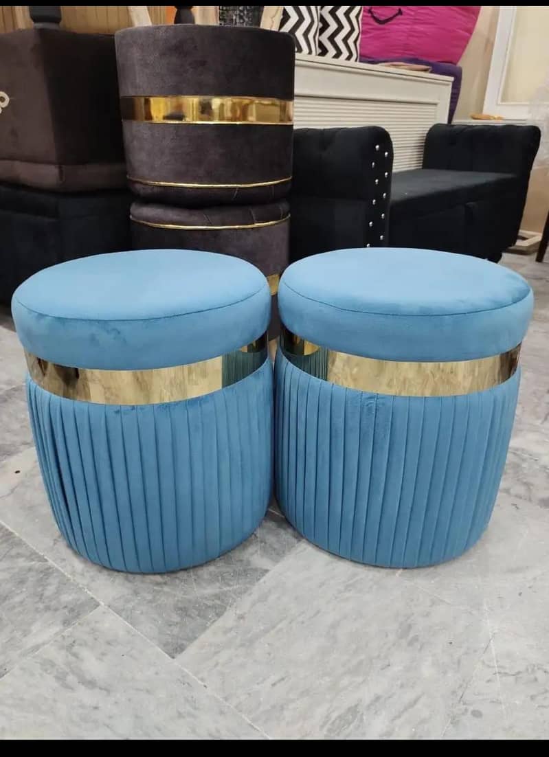 stools 3