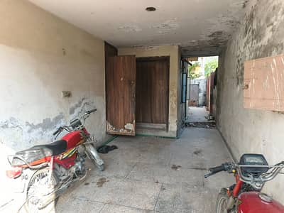 10 Marla Double Storey House available in C2 Township LHR