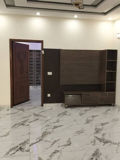 10 Marla Brand New Beautiful Upper Portion Available For Rent In Bahria Town Lahore