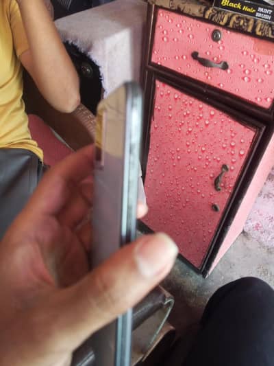 vivo y2 4gb Rami 64 memory