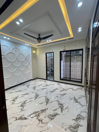 5 MARLA BRAND NEW HOUSE AVAILABLE FOR RENT IN BAHRIA TOWN LAQHORE