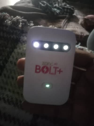 zonginternet wifi router device for sale condition 10//10. .