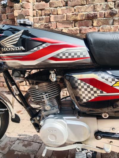 Honda 125 bike engine pack 03274298134