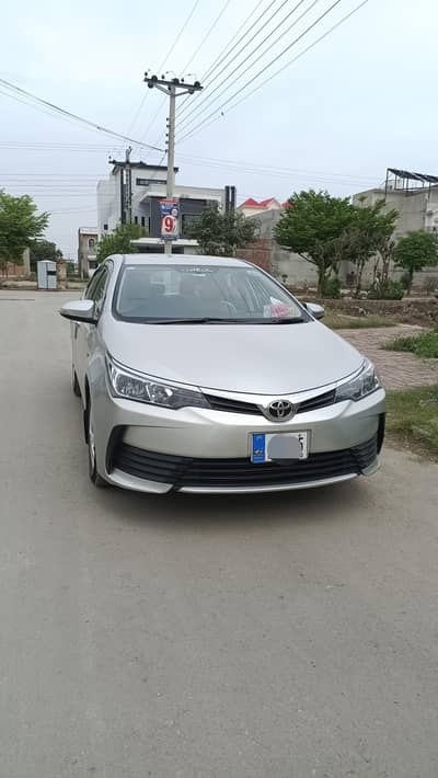 Toyota Corolla GLI 17 model new lights