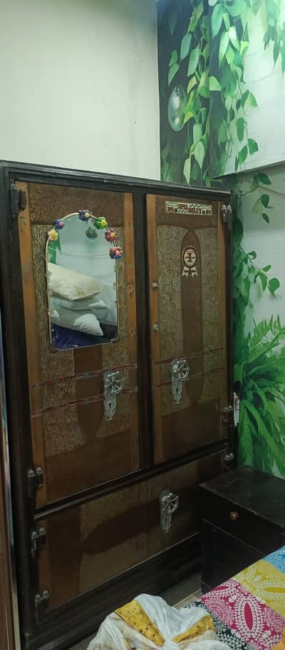Iron Almirah