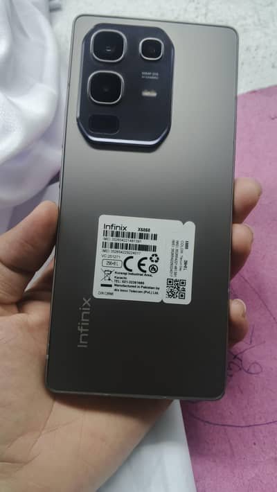 8/256 10/10 no open no rapper