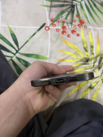 12promax jv locked 128gb