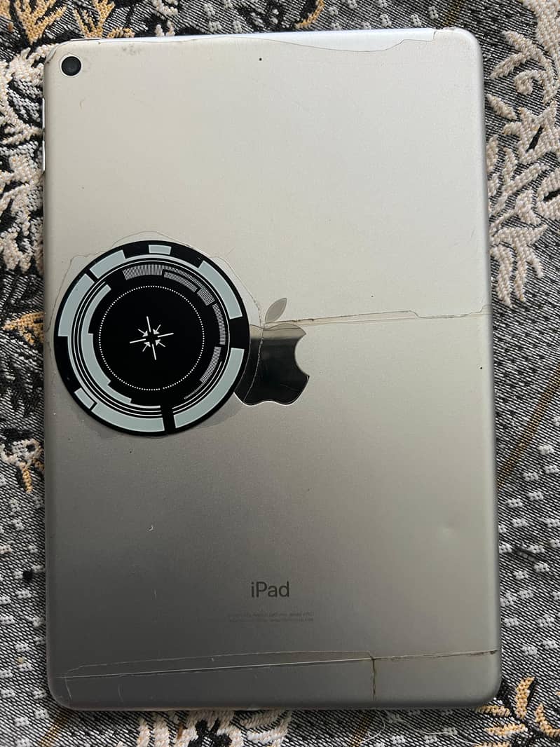 iPad mini 5 with box 5