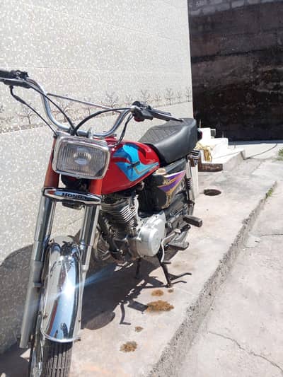 Honda 125 for sale.