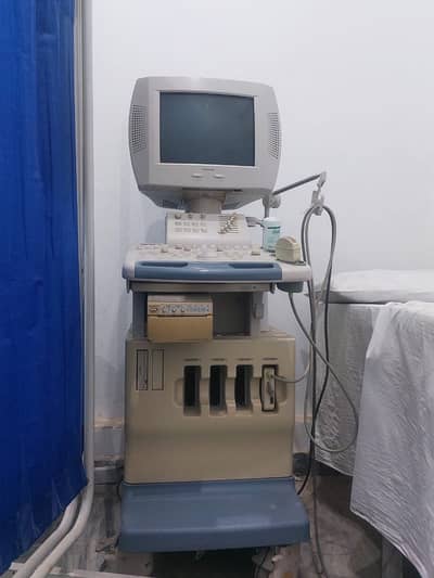 Ultrasound machine toshiba colour doppler neimo