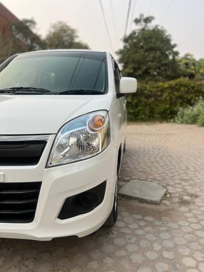 wagon R Vxl 2022 Bomper to Bomper genuine