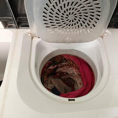 Dawlance washing machine (Used) Good condition