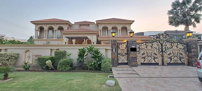 2 Kanal Spanish Design Well Maintained Bungalow For Sale At Prime Location Of DHA Lahore Near To Park Masjid & Commercial Market.