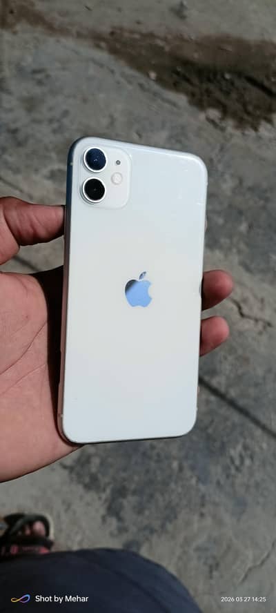 I phone 11 White