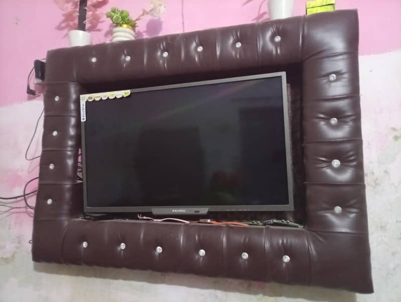 LED FRAM 8