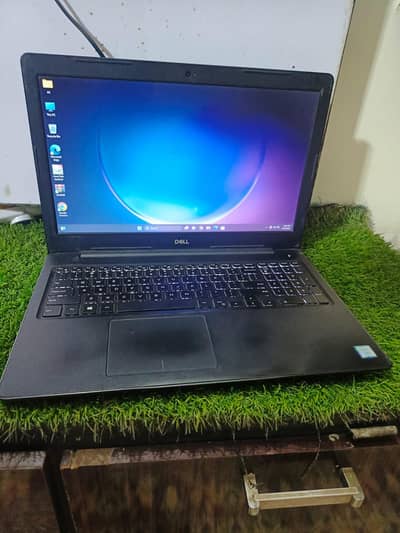 Dell laptop latitude 3590