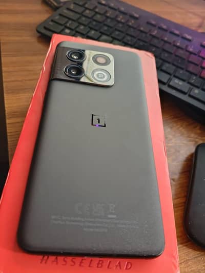 One Plus 10 Pro 5G