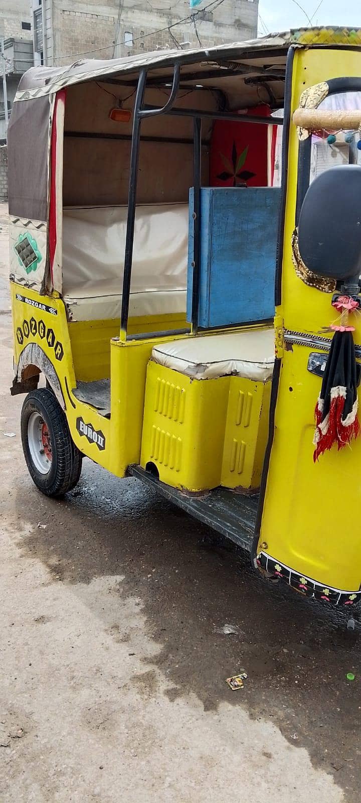 model model 2016 engine 10/10 tyre condition demand 1