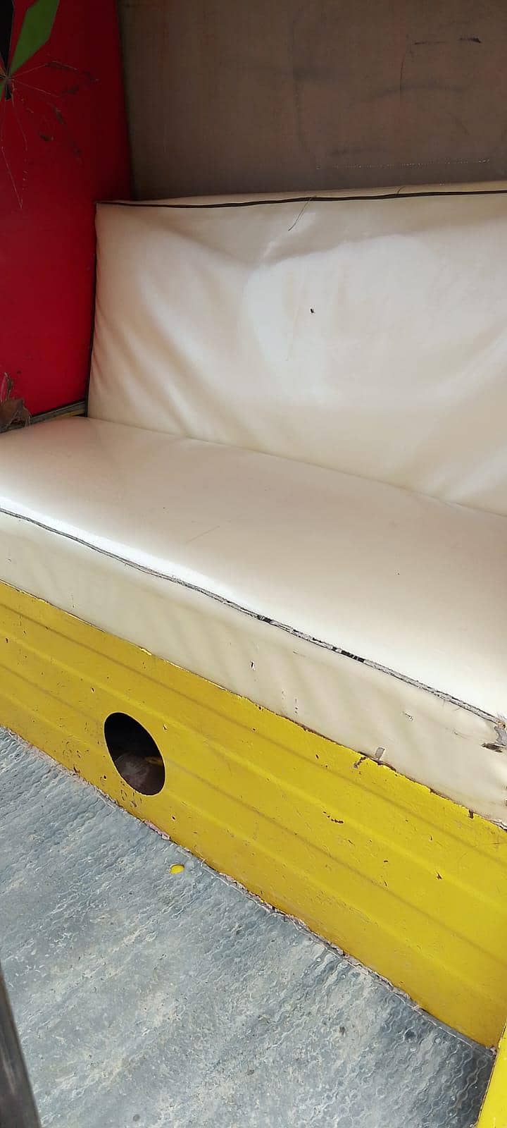 model model 2016 engine 10/10 tyre condition demand 4