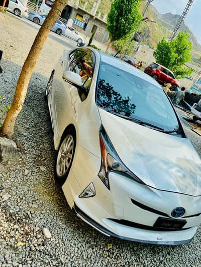 Toyota Prius Premium 2017