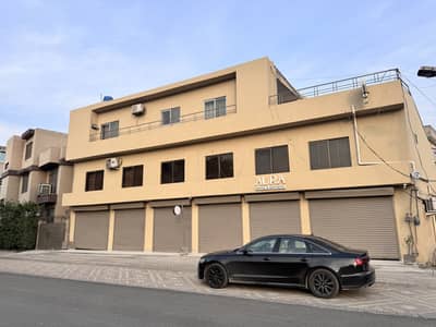 Main Road Shop 365 sqft for Brand, Pharmacy, Food, Office, Clinic PIA