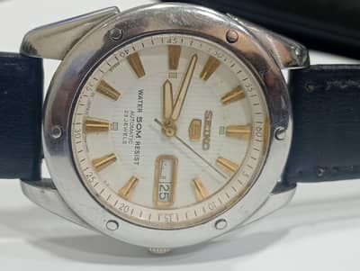 Seiko 5 automatic watch 7s36 23 jewels 38 to 40 mm dial size