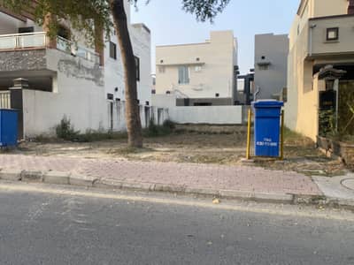 5 Marla Plot For Sale