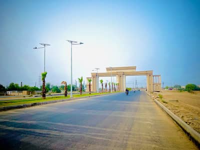 10 Marla Plot on 150 Feet Pine Avenue Road for Sale in H Block LDA City Lahore