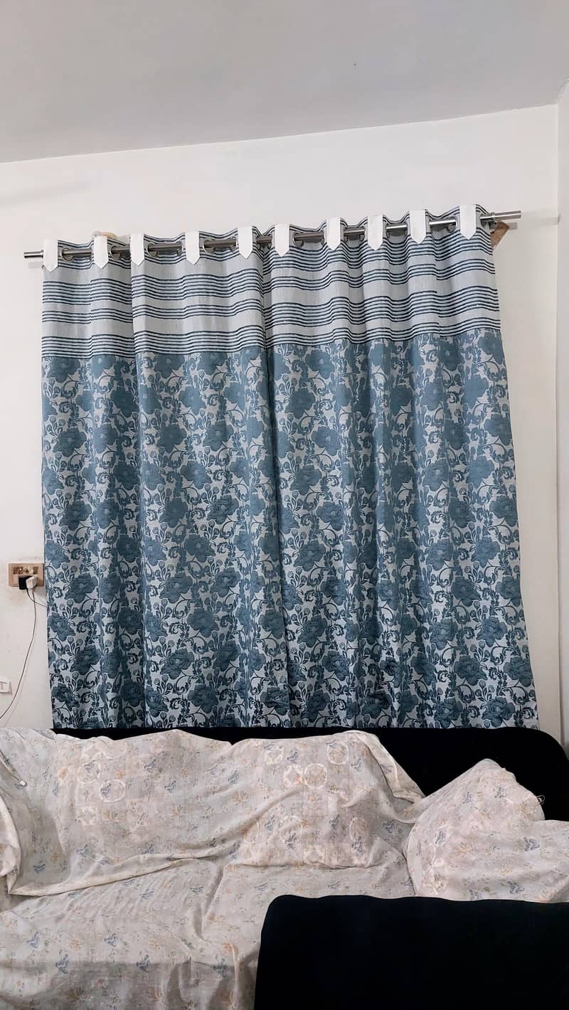 curtain 1
